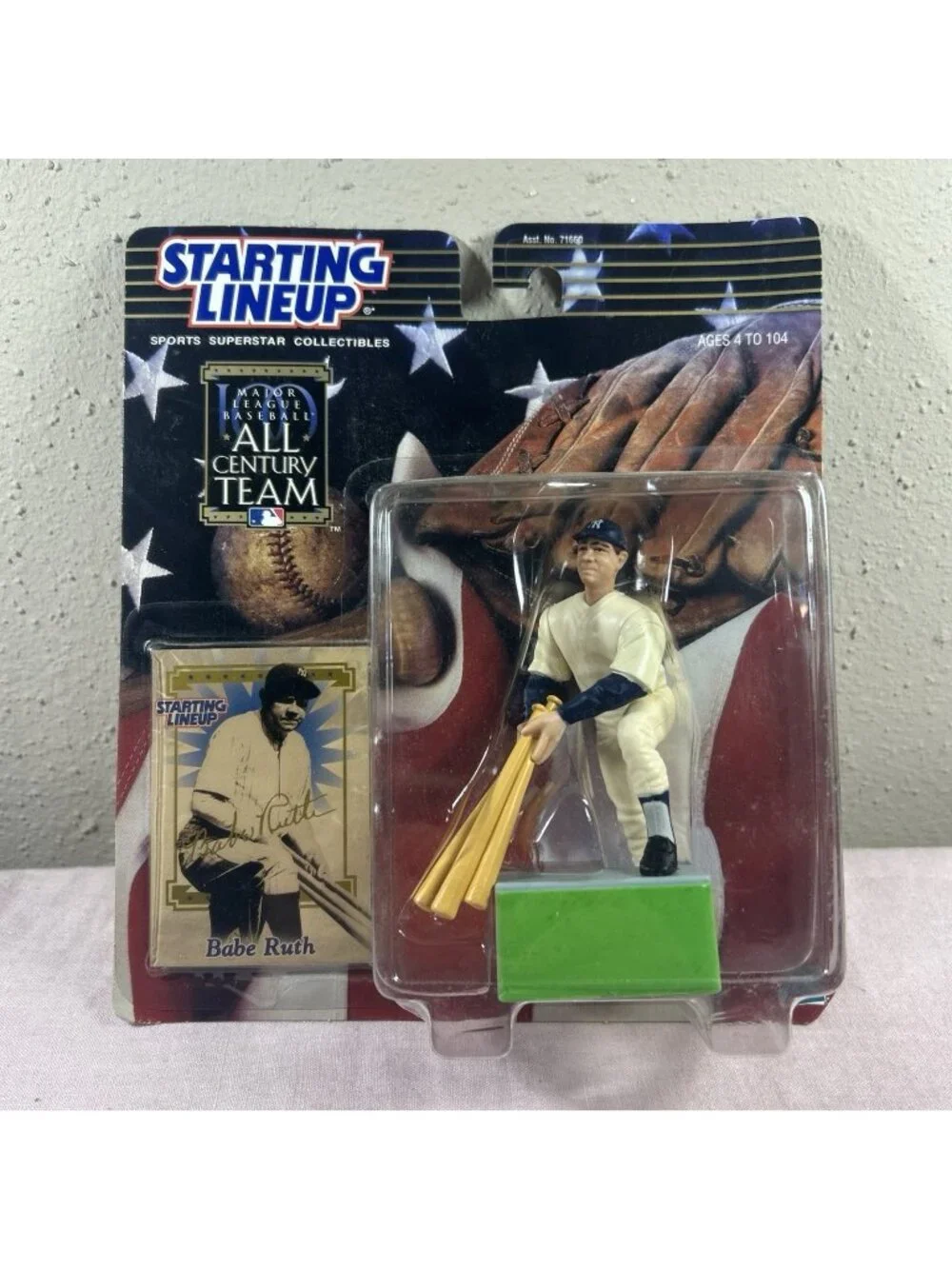 2000 Starting Lineup All Century Babe Ruth New York Yankees Action Figure & Card